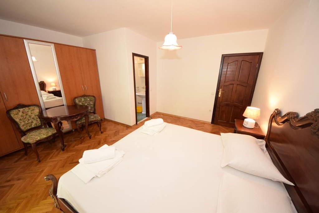 Apartments Costa Rica 오레비츠 외부 사진